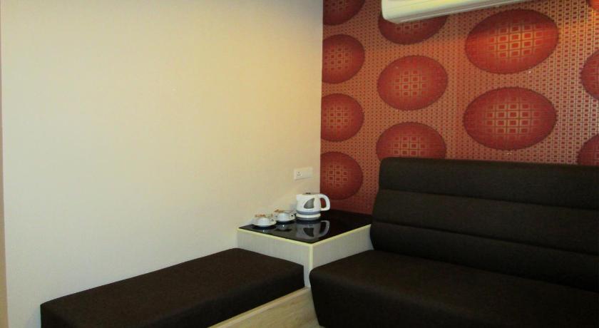 Image of Junior Suite 8