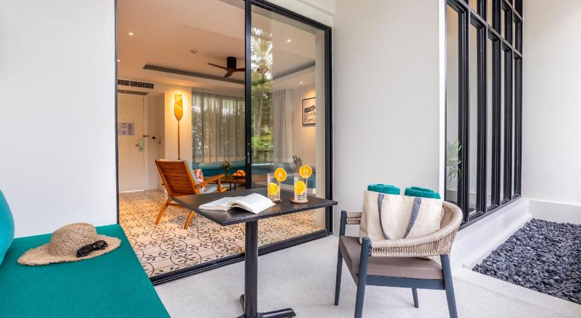 Image of Grand Surin Suite 1 King 6