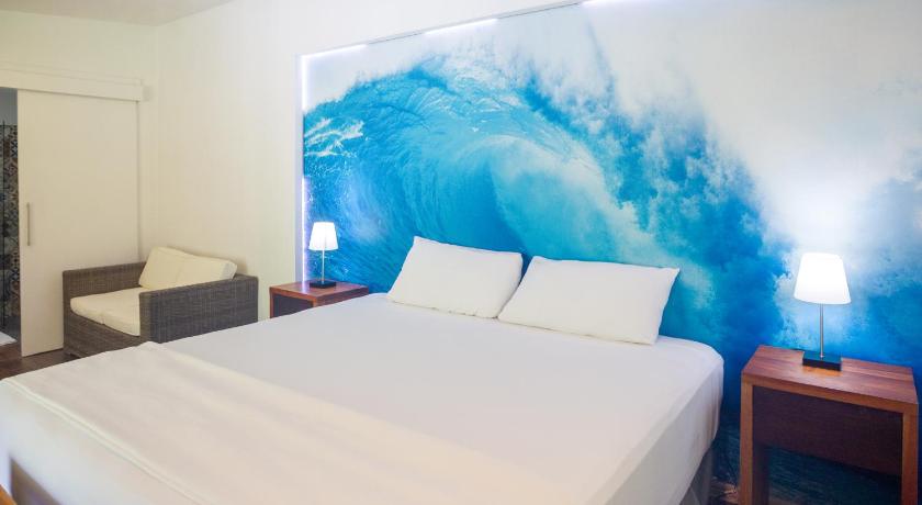 Image of Suite 15