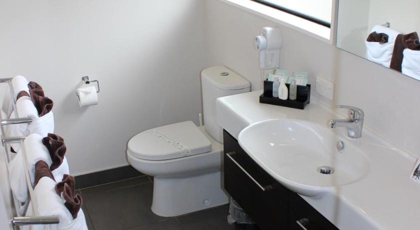 Image of Two Bedroom Spa Suite 14