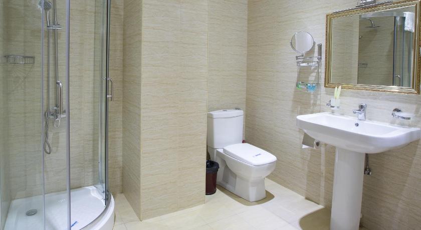 Image of Standard Double/Twin Room 8