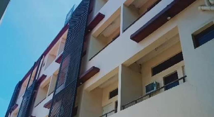 Cebu WJV- INN  5-Star Hotel pool