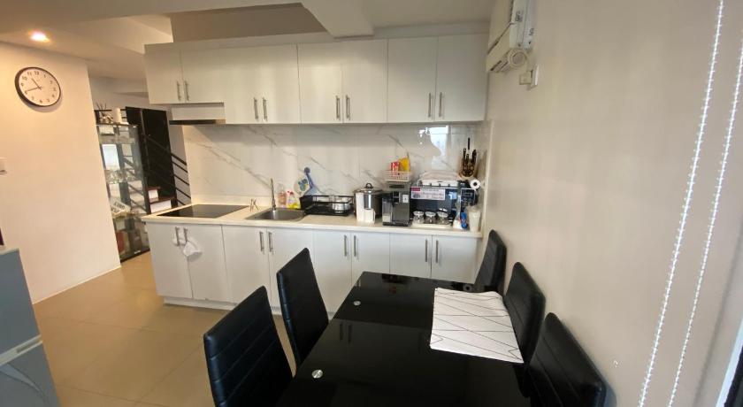 Penthouse suite at Porto Vita Towers in Cubao Quezon City photo