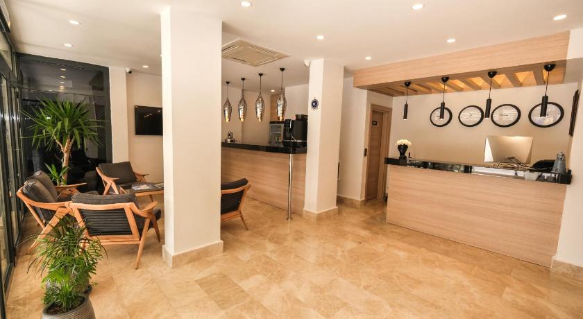 Alesta Seaside Residence photo