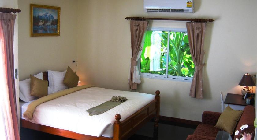 Image of Superior Chalet 13