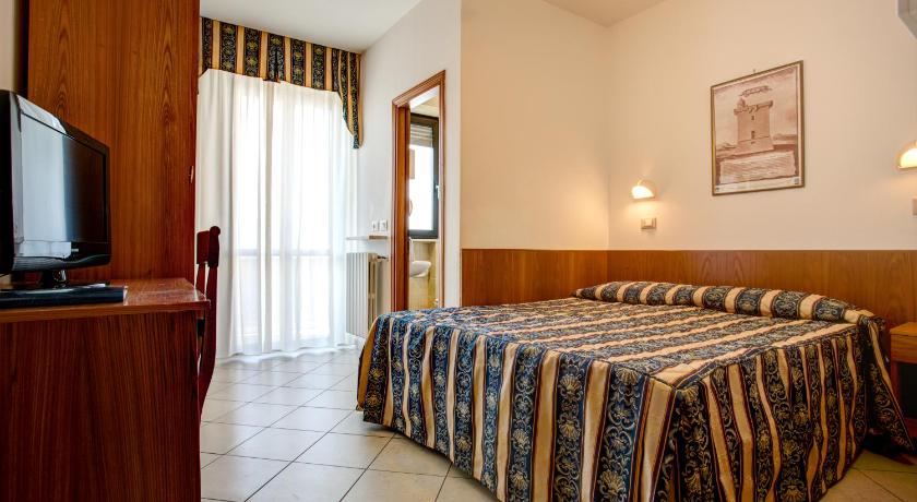 Hotel Genzianella photo