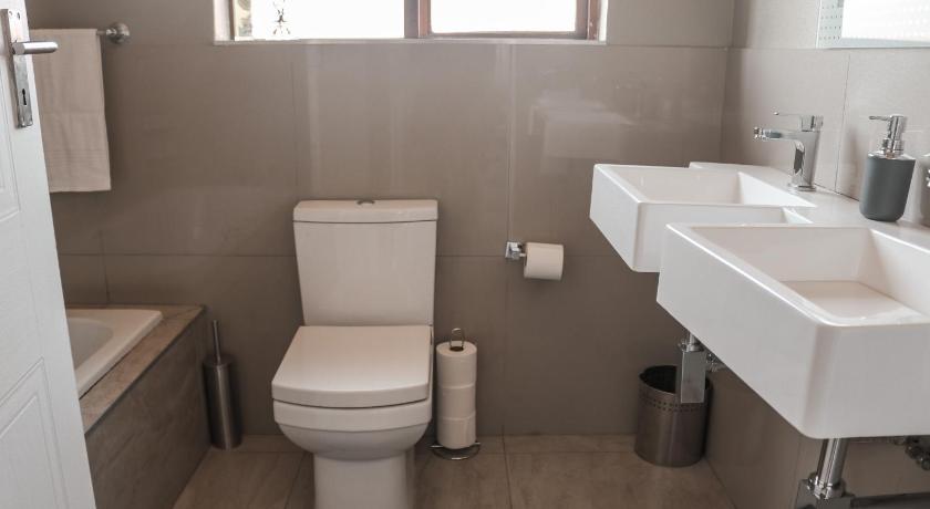 Modern home in Pretoria - image 16