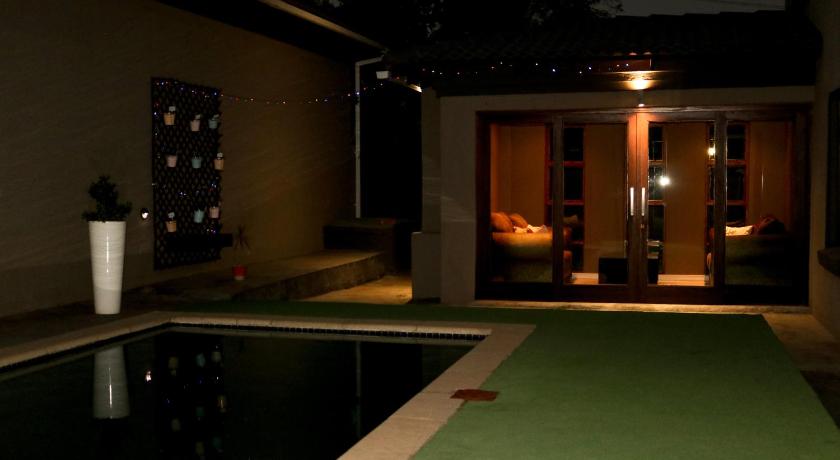 Modern home in Pretoria - image 15