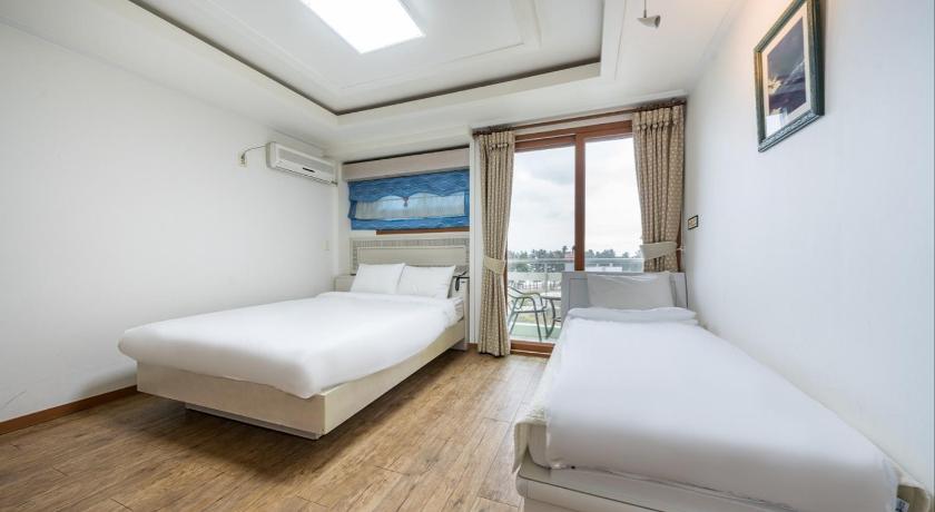 Dawoo Resortel photo