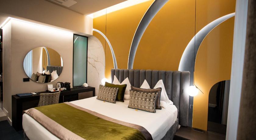 Image of Superior Room with Turkish Bath and Side Sea View 0