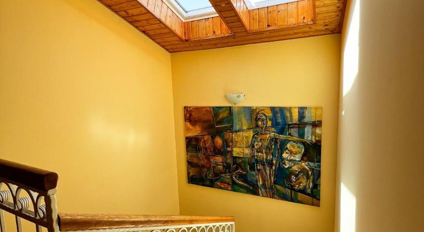 Image of Apartment with Garden View 12