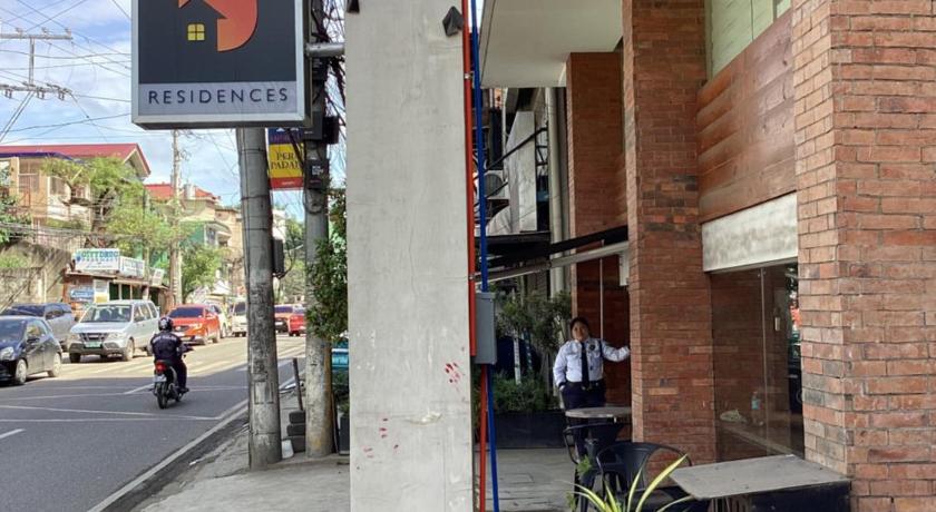 Cebu D' Residences Hotel lobby