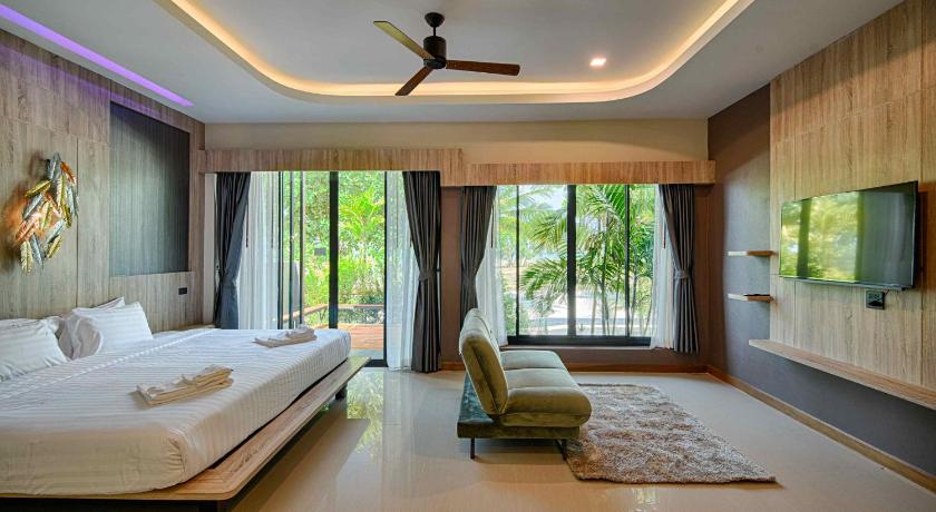 Image of Superior King Room 0