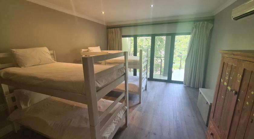Three-Bedroom Villa, Du Kloof Lodge in Paarl
