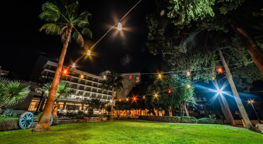 Pia Bella Hotel photo