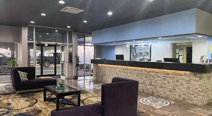 Super 8 By Wyndham Ft Stockton photo