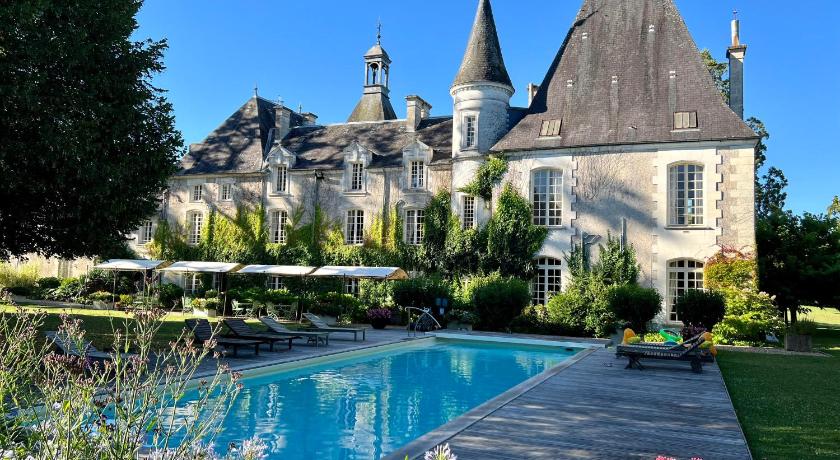 Chateau Le Mas de Montet photo