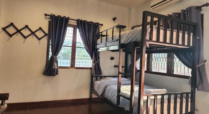 Blue Moon House – Chiang Mai, IA