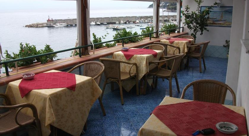 Holidays Baia D'Amalfi photo