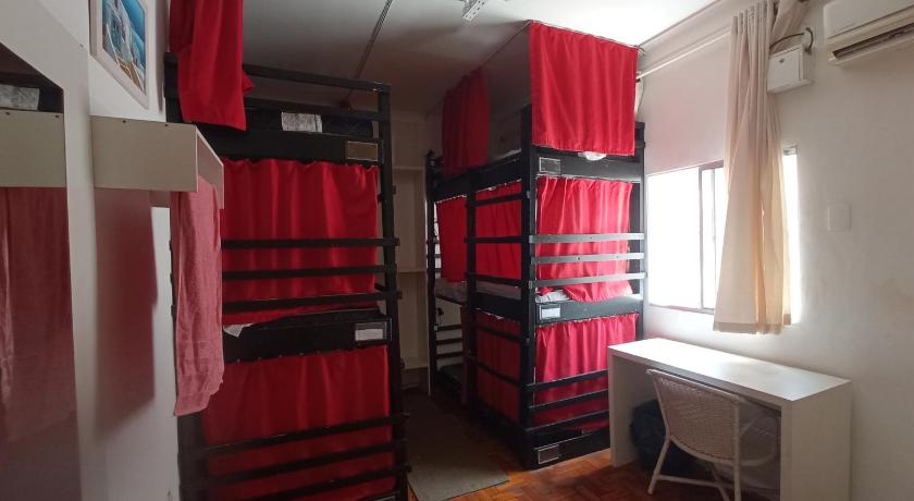 Imagem de Cama em Dormitório Feminino com 6 Camas (Bed in 6-Bed Female Dormitory Room) 2