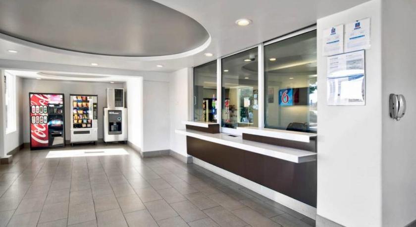 Studio 6 Victorville - Apple Valley photo