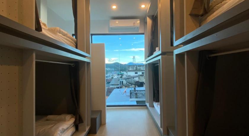 Image of Bunk Bed in Mixed Dormitory Room 0
