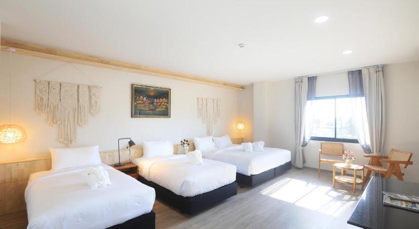 The Wood Pattani Hotel – Pattani, CA