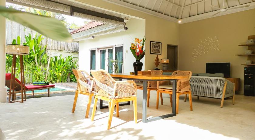 Seminyak Square Hotel And Villas - image 34