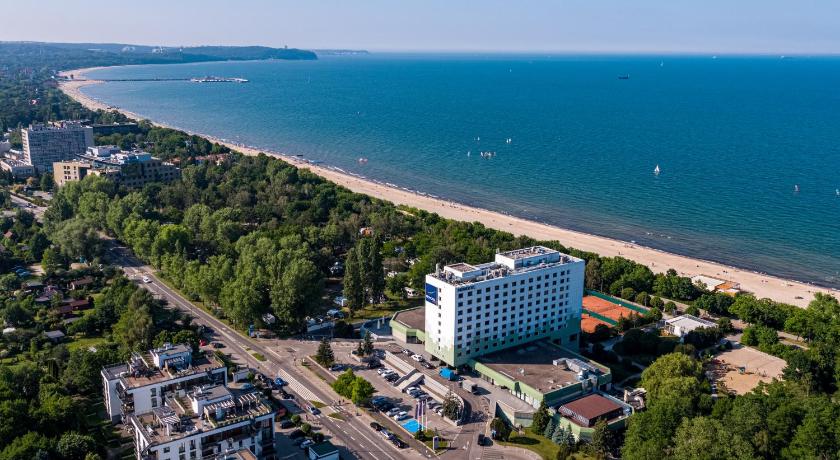 Novotel Gdansk Marina photo