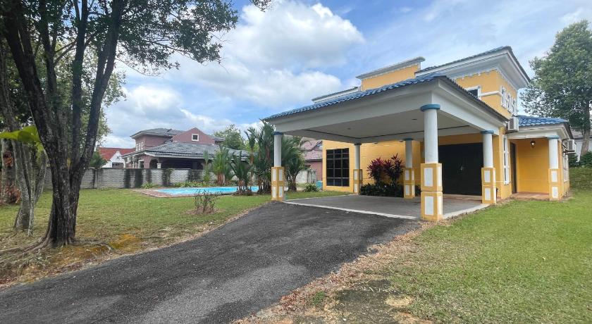 Malacca Melaka D'Lagos A'Famosa Resort Villa with Pool! 2-Star Guesthouse pool