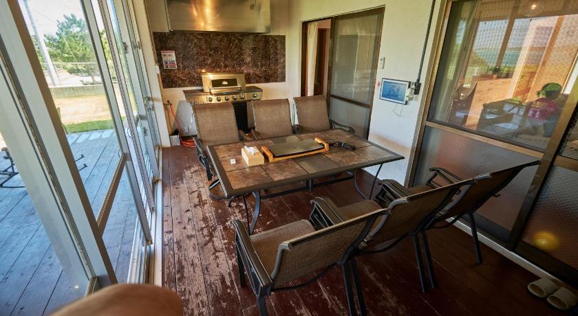 오키나와 본섬 Beach Side Secret 4성급 게스트하우스 외관