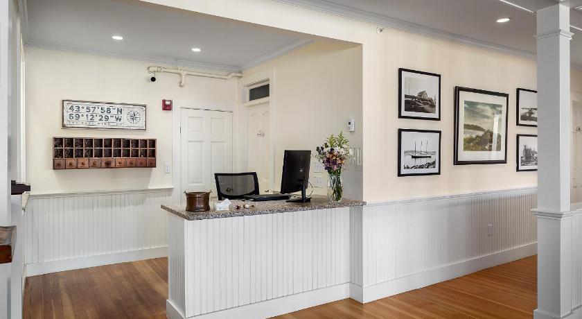 East Wind Inn photo