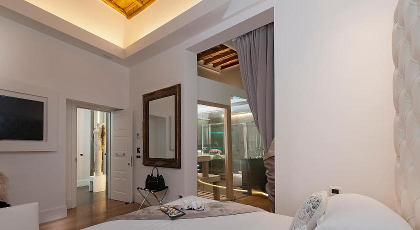 Image of Suite Deluxe 9