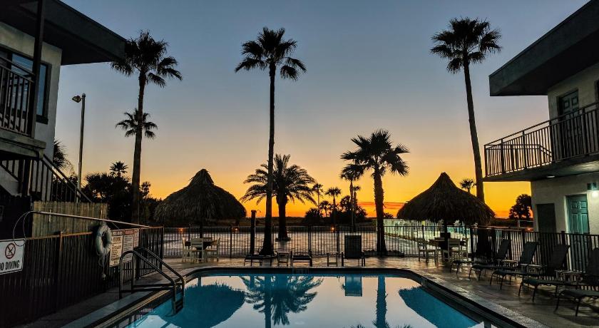 Tahitian Beach Resort — Hotel in Treasure Island (FL)