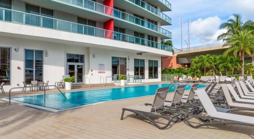 Breathless 3 Bedroom Private Rooftop apt 1101 photo