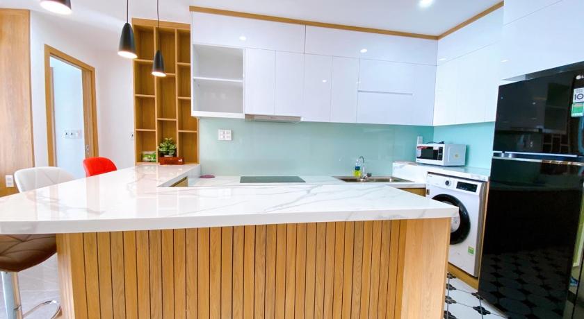 岘港 Apartment 3 bedroom - My Khe beach DaNang 5星级 民宿 餐厅