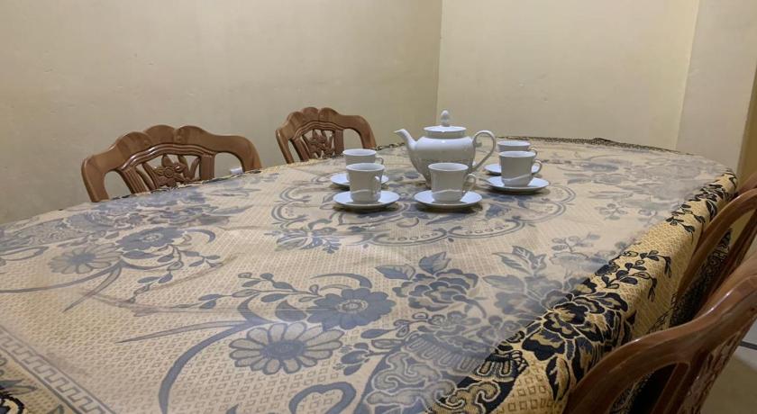 Hello Super Hostel - image 3