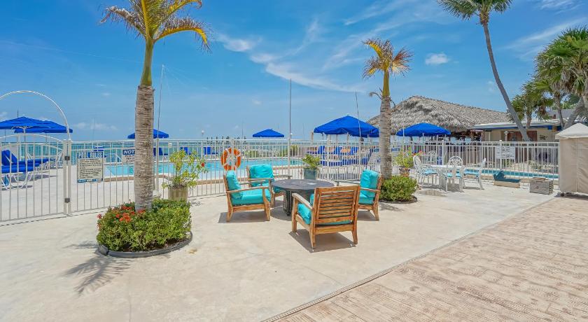 マラソン (FL) Glunz Ocean Beach Hotel and Resort 4つ星 宿泊施設 プール