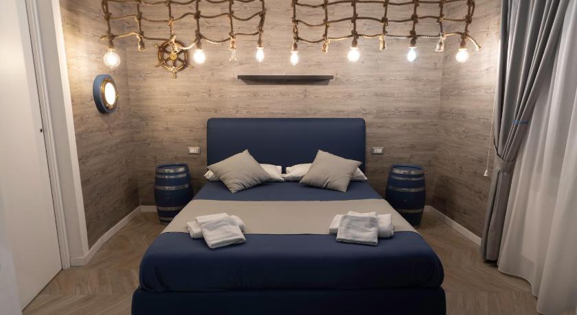 Image of Deluxe Queen Room 0