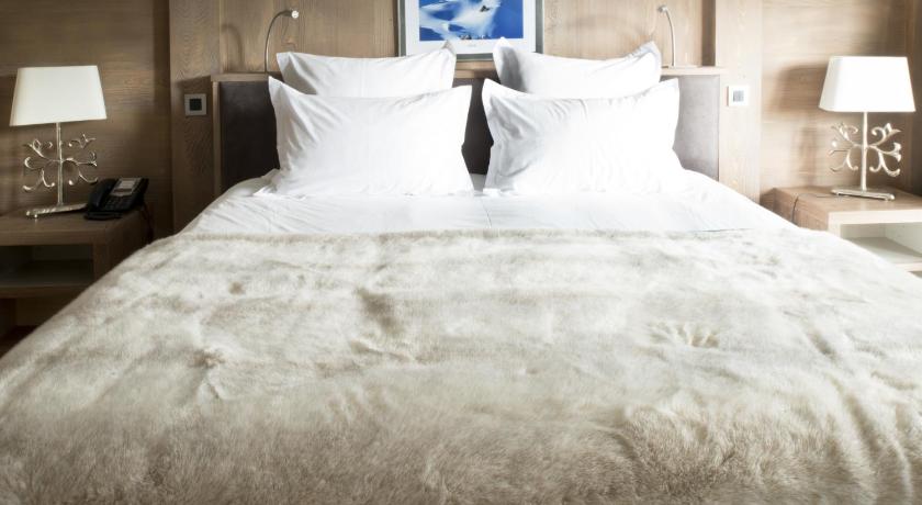 Image of Junior Suite 8