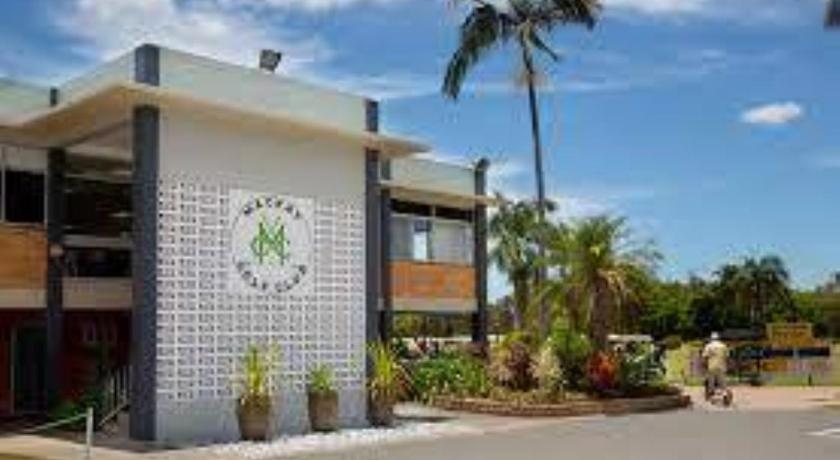 Dolphin Heads Absolute Beachfront - Self Managed Unit - Whitsunday Getaway! photo