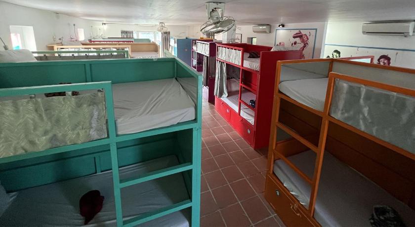 Image of Mixed Dorm Bed 8
