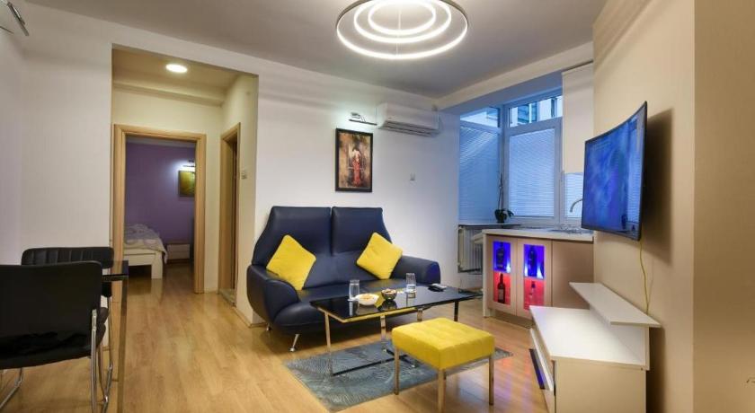 Skopje Deluxe Apartments — Hotel in Skopje