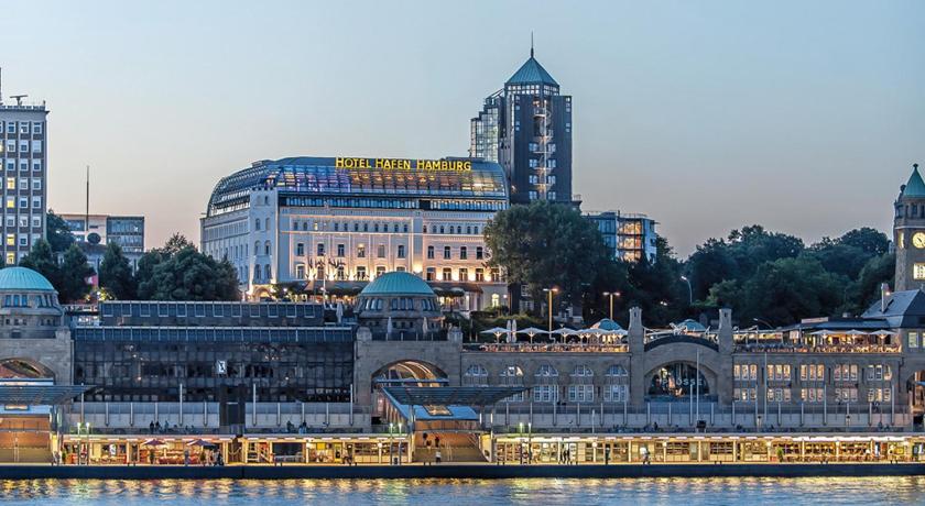 Hotel Hafen Hamburg photo
