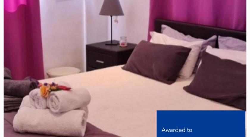 Charalambous Apartment — Hotel in Paphos