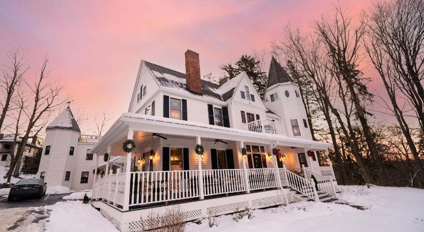 레녹스 (MA) Hideaway Inn Lenox 4성급 숙소 로비