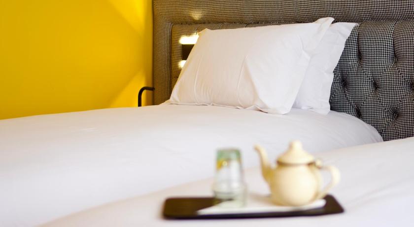 Image of Deluxe Twin Room 10