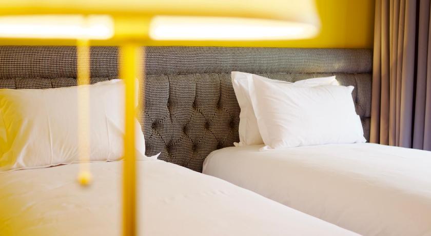 Image of Deluxe Twin Room 9