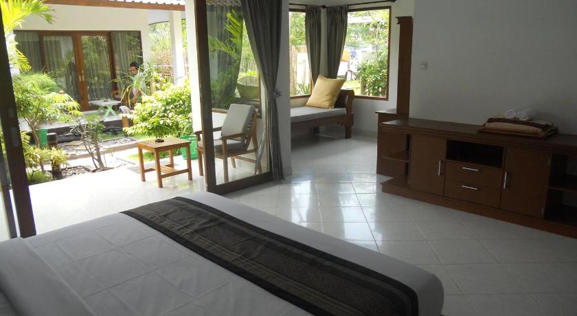 Gili Smile Bungalow - image 9