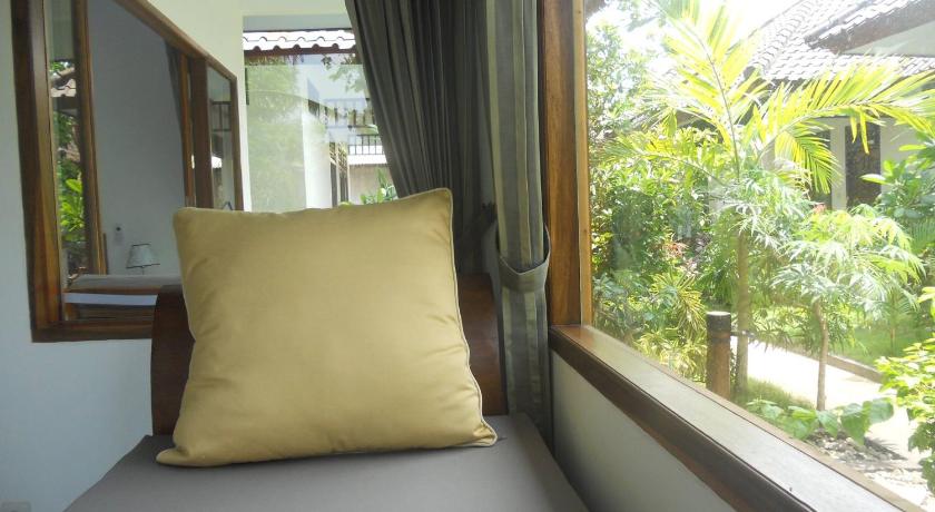 Gili Smile Bungalow - image 30